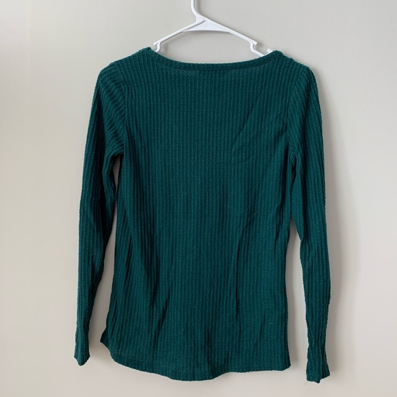 Front Cut Out Sweater - Picture 4 of 4